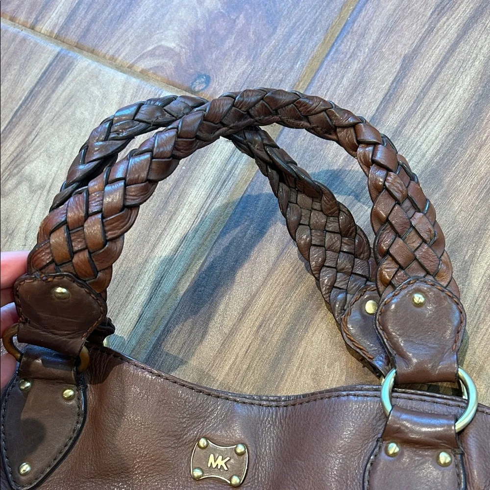 Michael Kors Woodside Satchel Leather Tote Bag Large Brown Gold Hardware